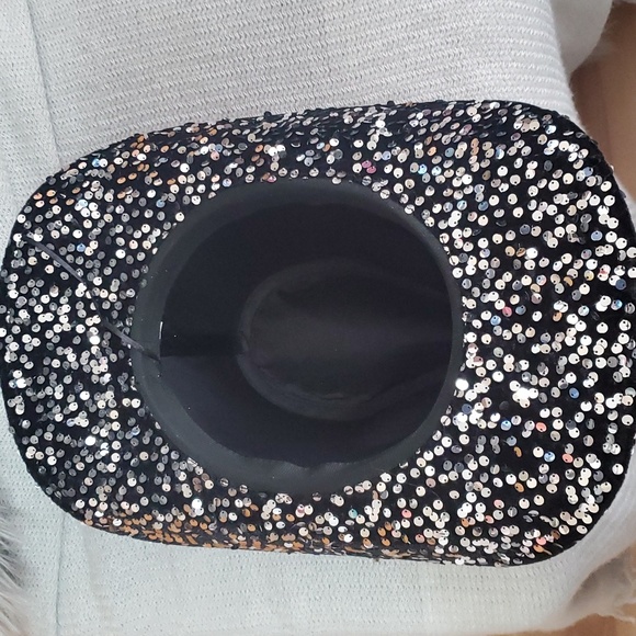 Hats pink metallic, sequin hat or tall black hat - Picture 4 of 13